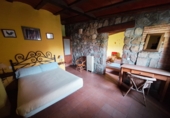 Chalet independiente con terreno en venta en El Hoyo de Pinares ref: TR405077 foto