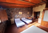 Chalet independiente con terreno en venta en El Hoyo de Pinares ref: TR405077 foto