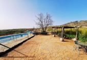 Chalet independiente con terreno en venta en El Hoyo de Pinares ref: TR405077 foto