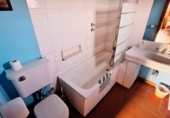 Chalet independiente con terreno en venta en El Hoyo de Pinares ref: TR405077 foto