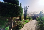 Chalet independiente con terreno en venta en El Hoyo de Pinares ref: TR405077 foto