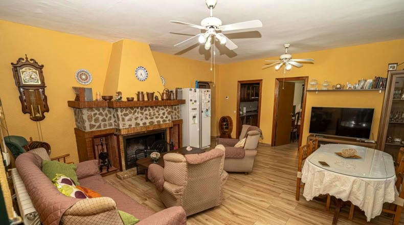 Jaén - Линарес - 2200m2