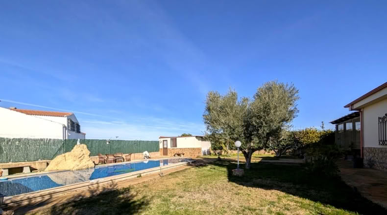 Jaén - Linares - 1018m2