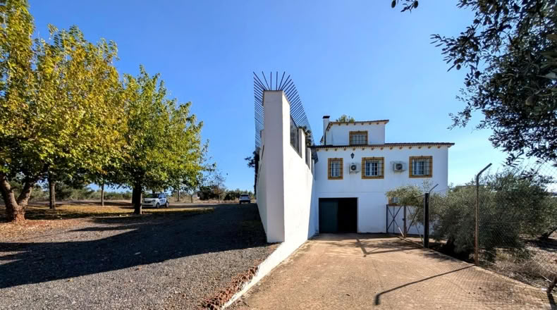 Jaén - Linares - 22243m2