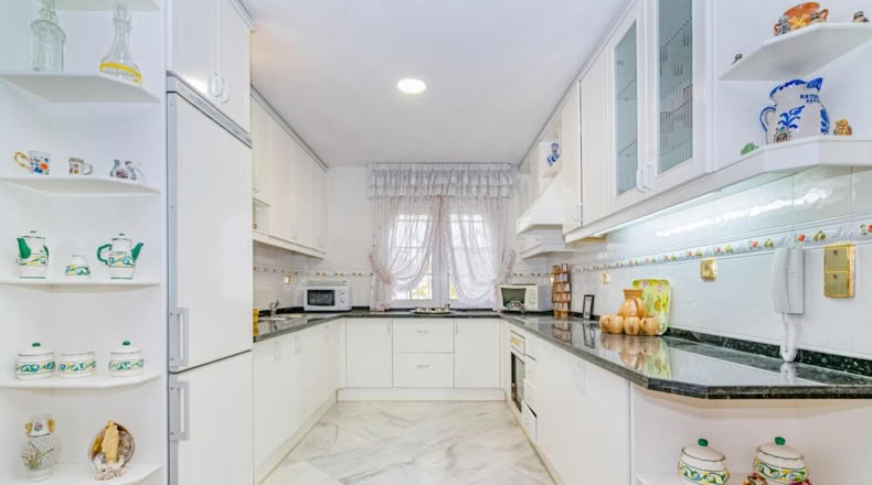 Granada - Ла-Субиа - 1731m2