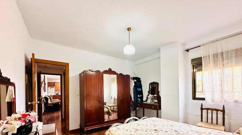 Granada - Loja - 4500m2