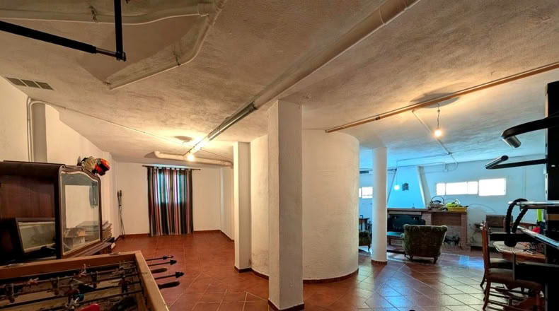Jaén - Linares - 202m2