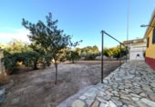 Casa de camp amb terreny en venda a la España, Linares, ref.: TR350747 foto