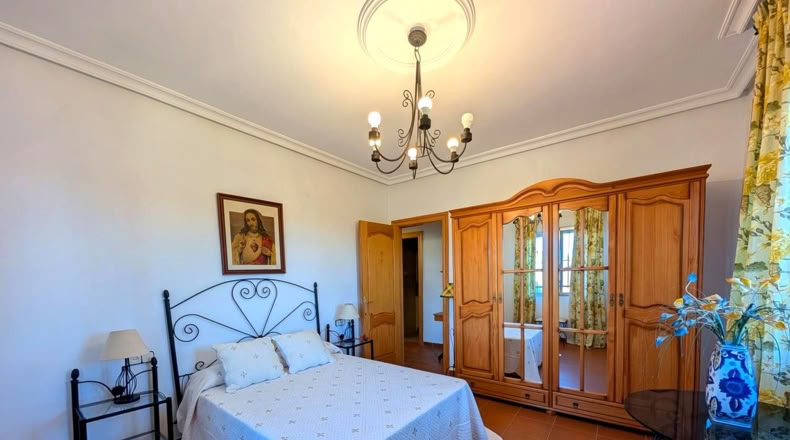 Хаэн - Linares - 1350m2