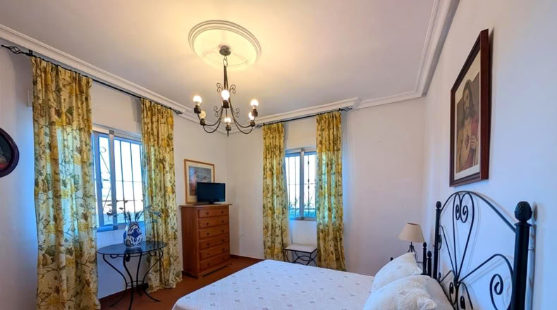 Хаэн - Linares - 1350m2