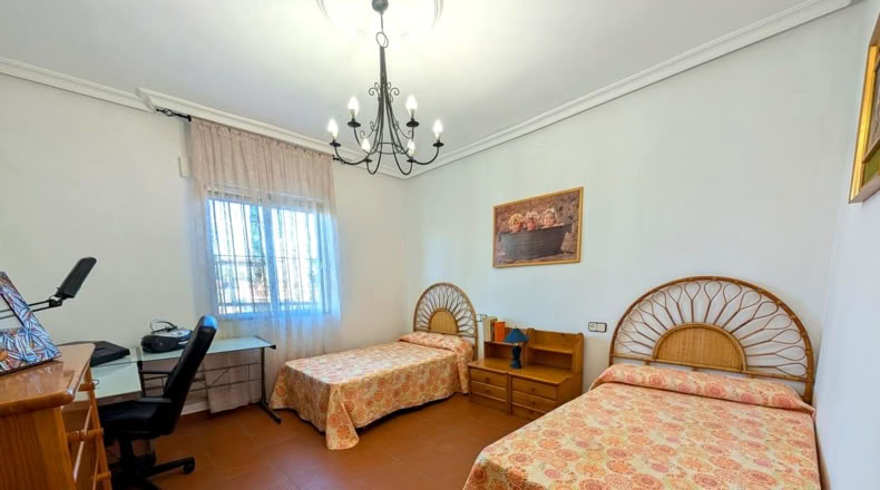 Хаэн - Linares - 1350m2