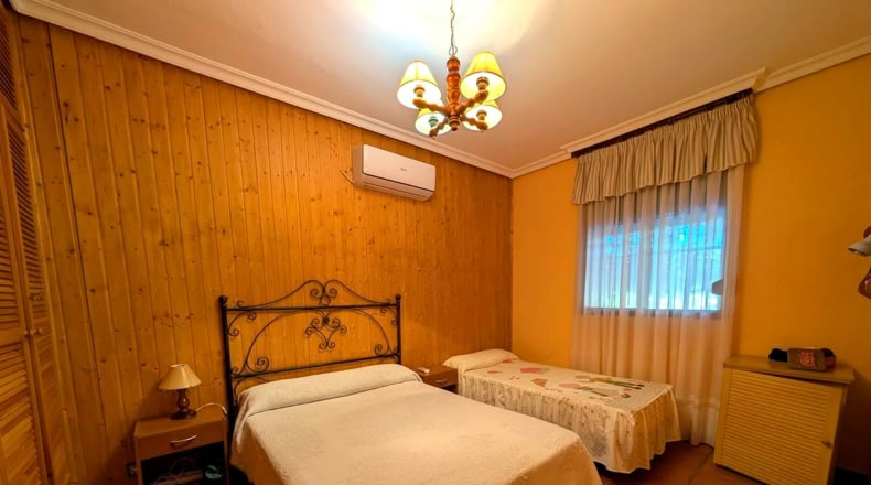 Хаэн - Linares - 1451m2