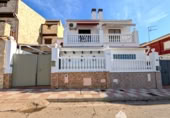 Vil·la amb terreny en venda a la España, Guarromán, ref.: TR344208 foto