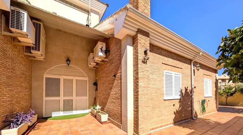 Jaen - Linares - 810m2