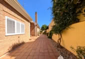 Vil·la amb terreny en venda a la España, Linares, ref.: TR337238 foto