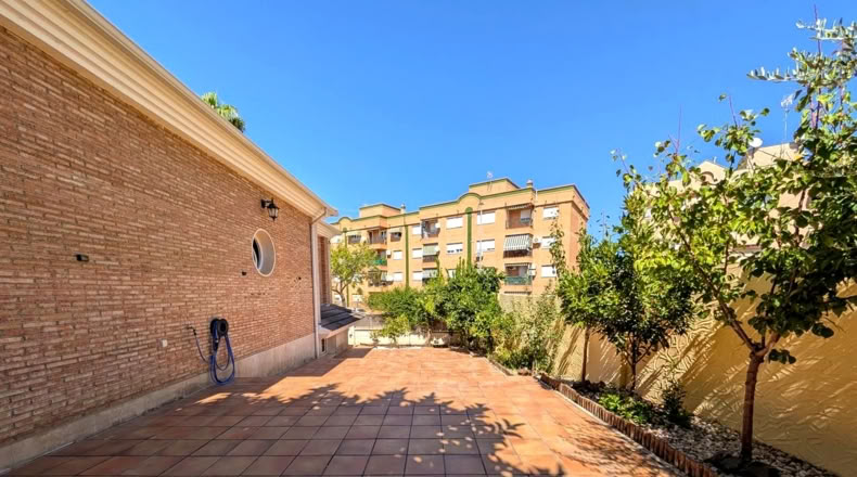 Jaen - Linares - 810m2