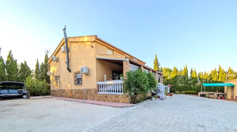 Jaén - Linares - 1709m2