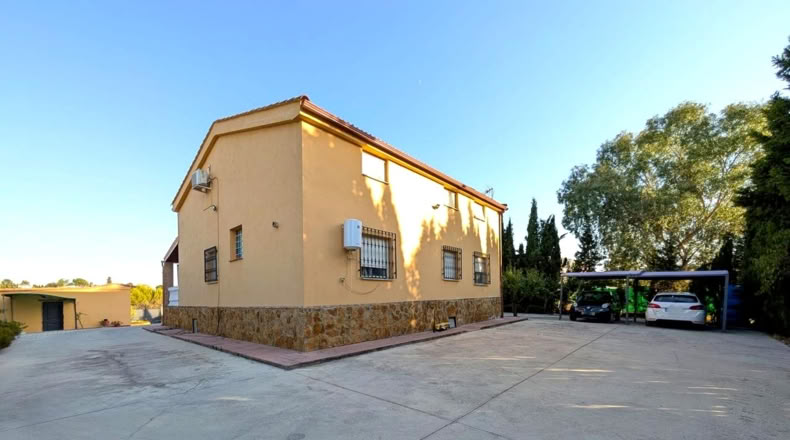 Jaén - Linares - 1709m2