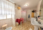 Vil·la amb terreny en venda a la España, Linares, ref.: TR356134 foto