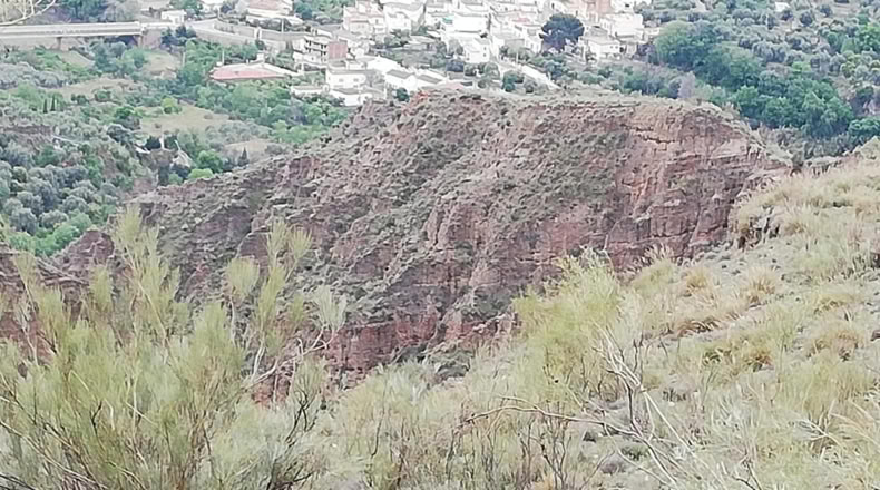 Granada - Ухиха́р - 49582m2