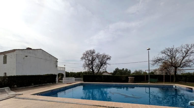 Jaen - Baeza - 9000m2