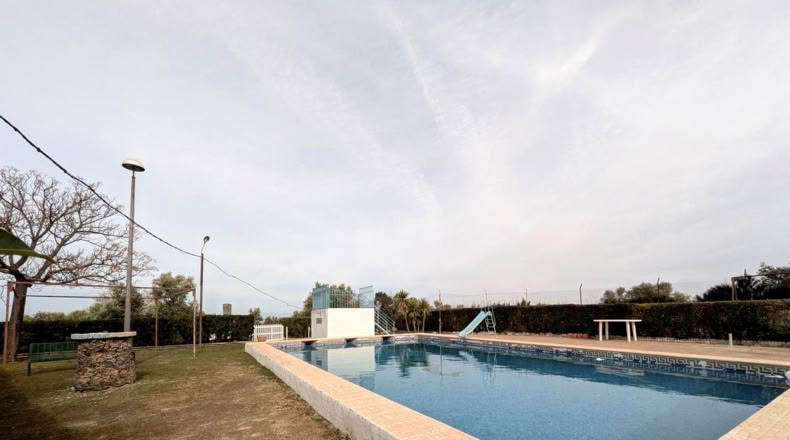 Jaen - Baeza - 9000m2
