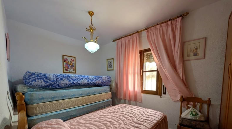 Jaen - Baeza - 9000m2