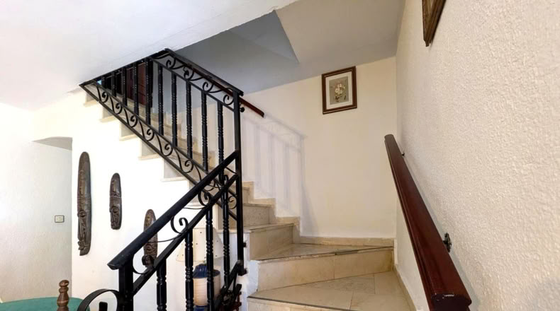 Jaen - Baeza - 9000m2