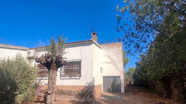 Jaén - Baños de la Encina - 1438m2