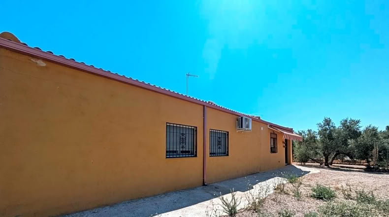 Jaén - Linares - 2491m2