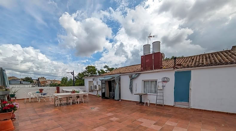 Jaén - Linares - 477m2