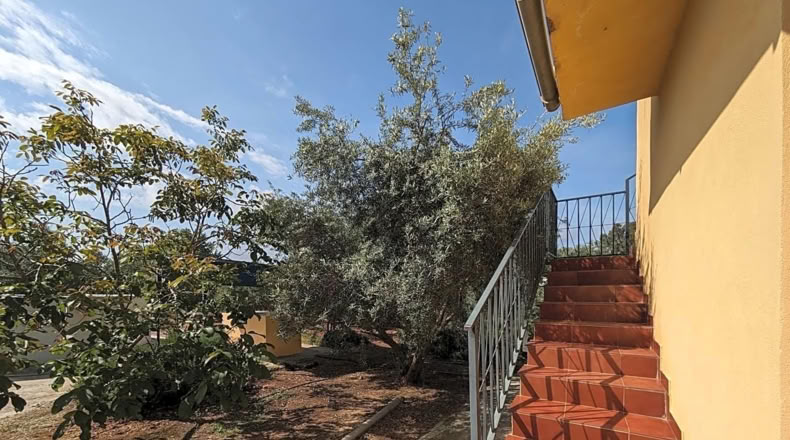 Jaén - Linares - 1800m2