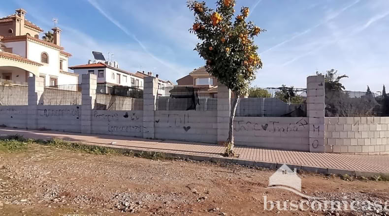 Jaén - Linares - 670m2