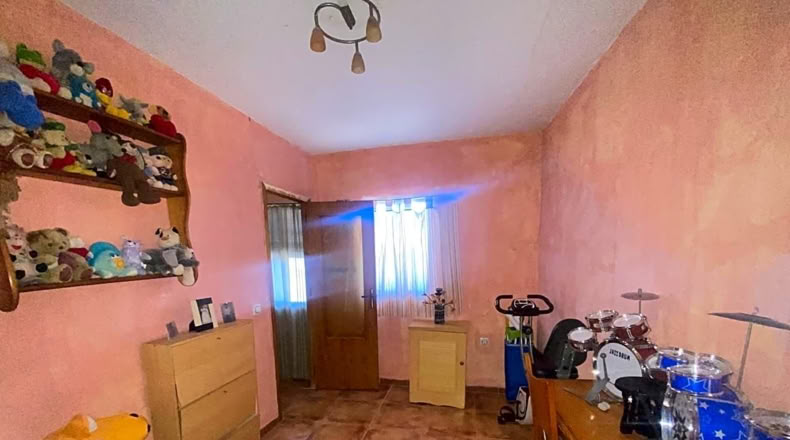 Jaén - Linares - 1047m2
