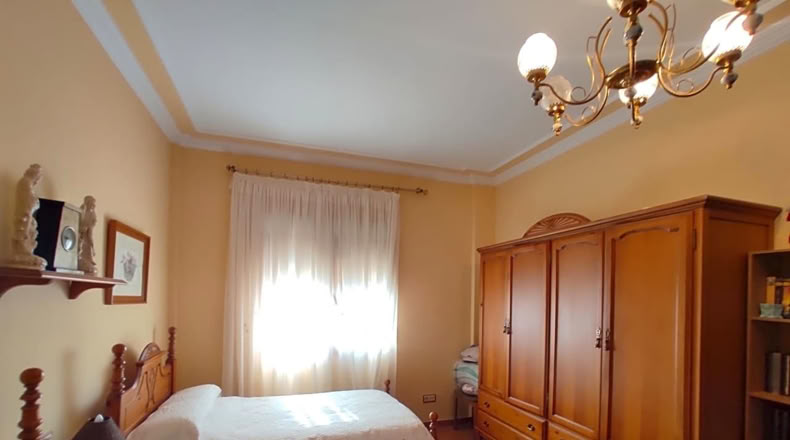 Jaén - Linares - 2010m2