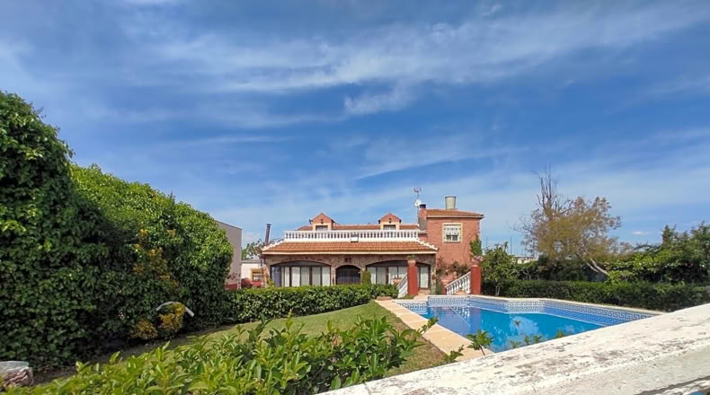 Jaén - Linares - 2300m2