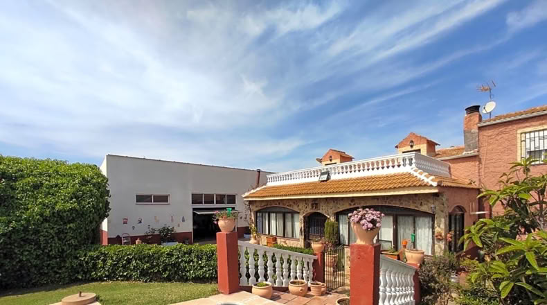 Jaén - Linares - 2300m2