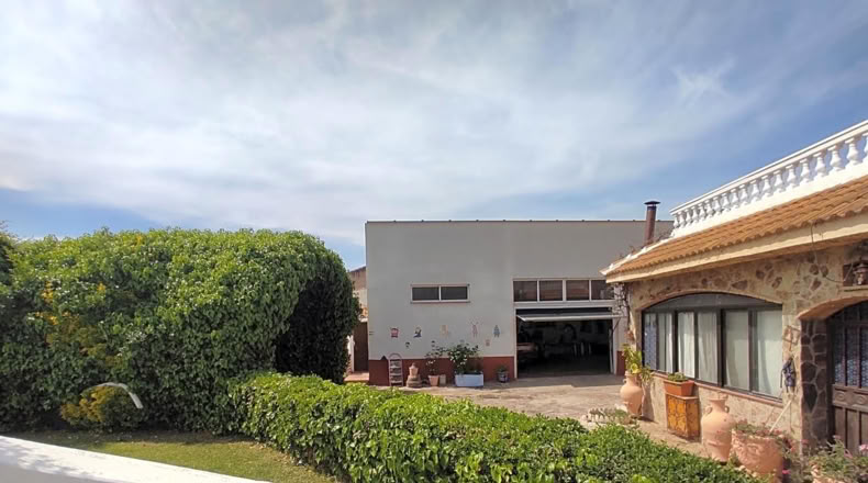 Jaén - Linares - 2300m2