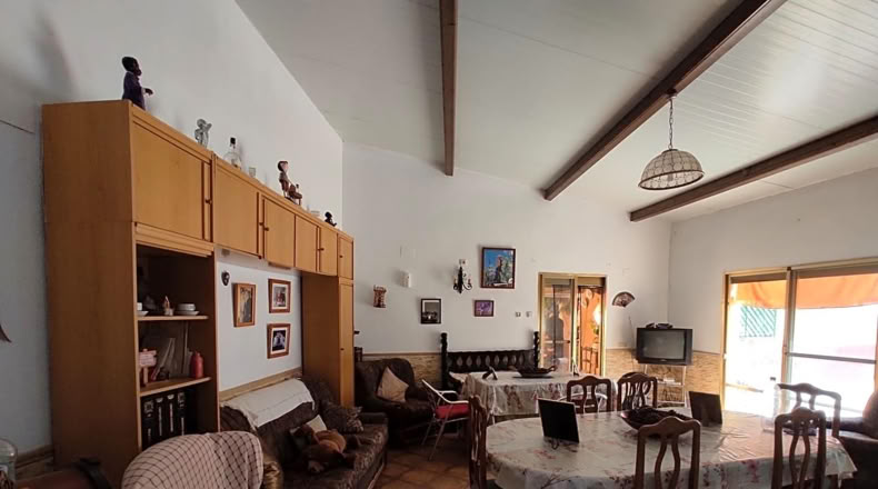 Jaén - Linares - 2300m2