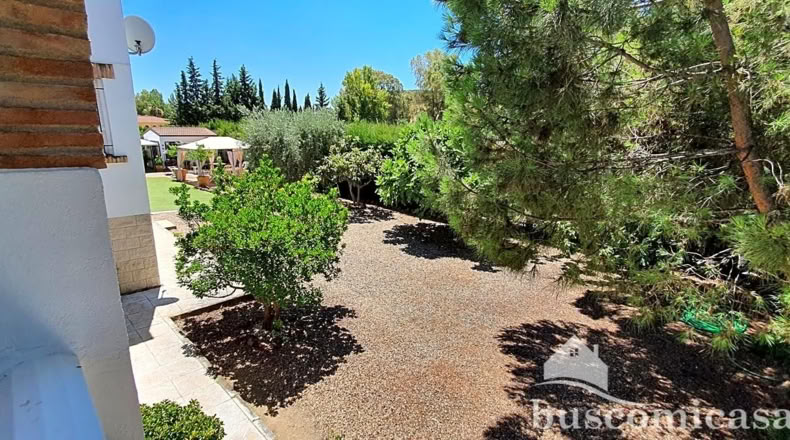 Jaén - Linares - 2000m2
