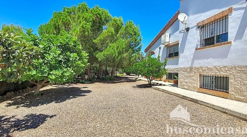 Jaén - Linares - 2000m2