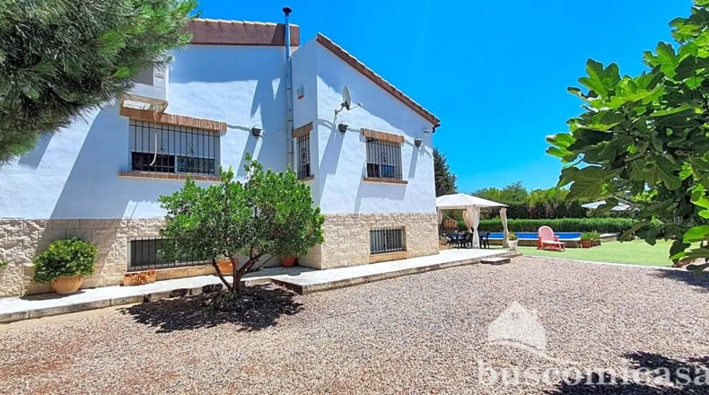 Jaén - Linares - 2000m2