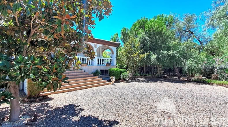 Jaén - Linares - 2000m2