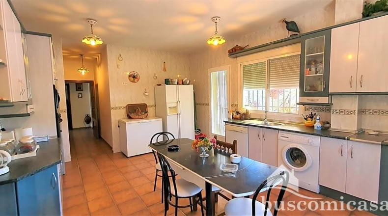 Jaén - Linares - 2000m2