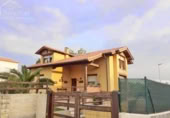 Xalet independent amb terreny en venda a la España, San Vicente de la Barquera, ref.: TR310900 foto