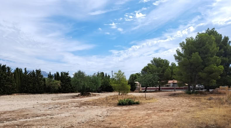 Alicante - la Nucia - 1570m2