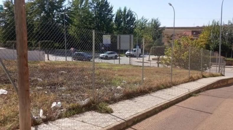 Badajoz - Almendralejo - 469m2
