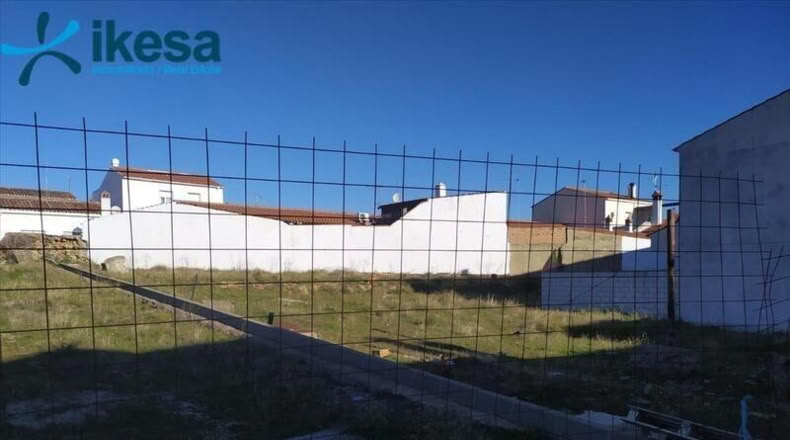 Badajoz - Fregenal de la Sierra - 657m2