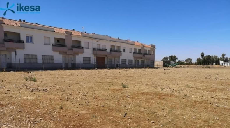 Badajoz - Талавера-ла-Реаль - 3506m2