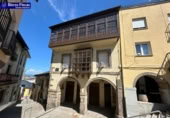 Chalet independiente con terreno en venta en la España, Ponferrada, ref: TR285916 foto